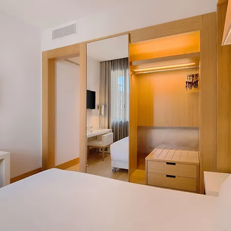 Nh Hotel 4*