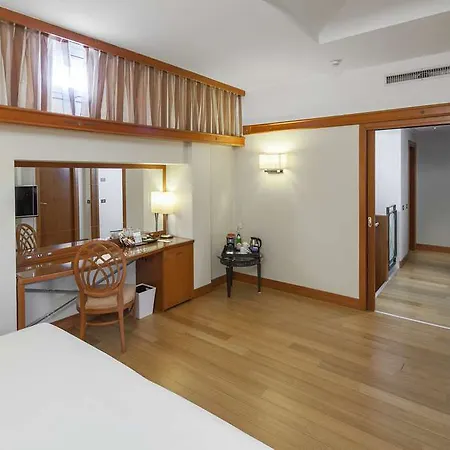 Nh Hotel Pisa