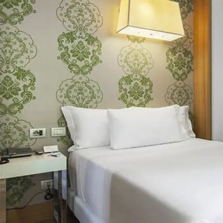 Hotel Nh 4*