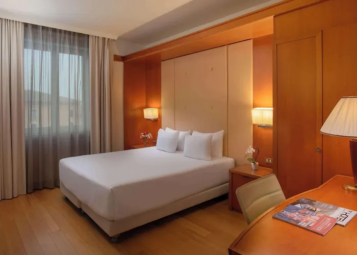 Отель Nh Пиза