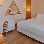 Nh